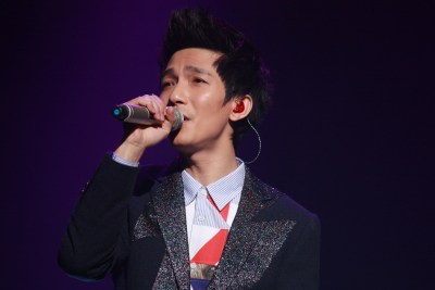 陈楚生巡演受热捧 新年伊始在踏征程