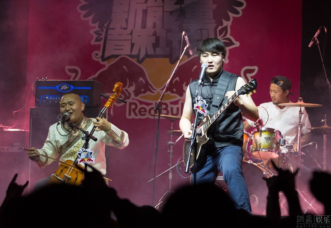 九宝魔法乐队联袂领衔 Livehouse北京站上演