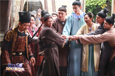 新京报: