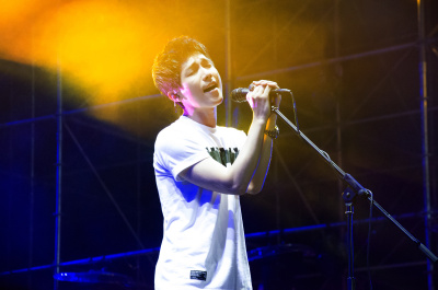 陈楚生献唱深圳流行音乐节 开创互动新玩法