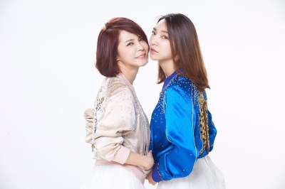 柴智屏携女变《妖怪》