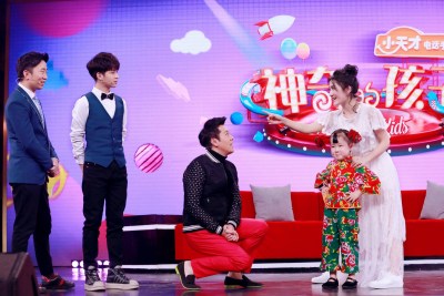 《神奇的孩子》杨迪搞模仿 遭蔡国庆