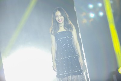 张韶涵巡演发布会 辰亦儒意外现身