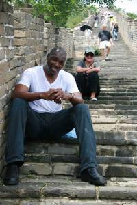 大梦率门徒登长城获游人追捧 52岁誓当好汉