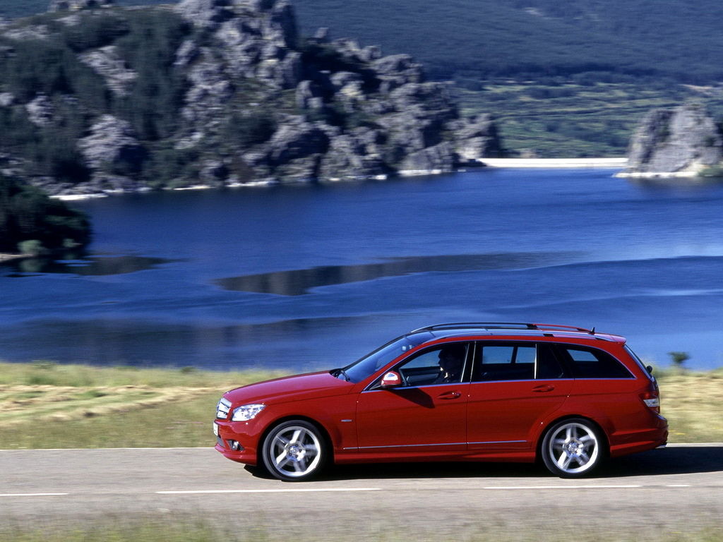 08款奔驰C级旅行车