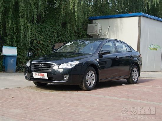 奔腾B50 2011款 AT尊贵型