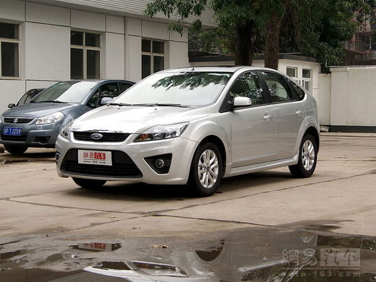 经典福克斯两厢 2011款 1.8MT舒适型