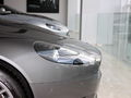 DB9