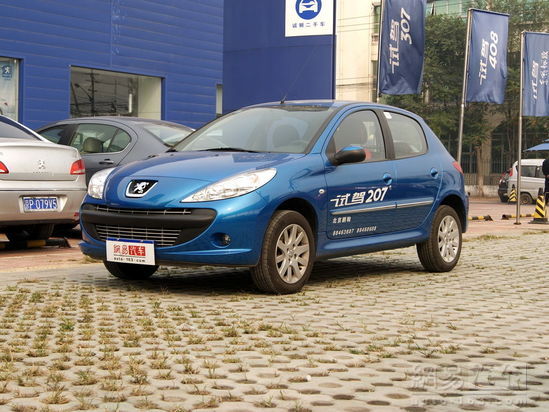 标致207两厢 2010款 两厢1.4L 手动品乐版
