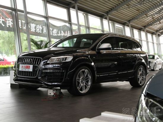 奥迪Q7 2012款 柴油6.0 TDI quattro 旗舰型