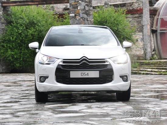 DS 4图片