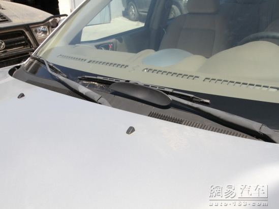 ����ʥ���