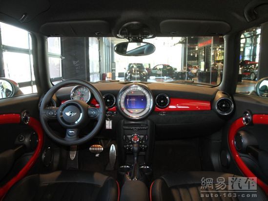 MINI JCW CLUBMAN