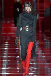 Versace 15秋冬秀 曲线即是女性的一切