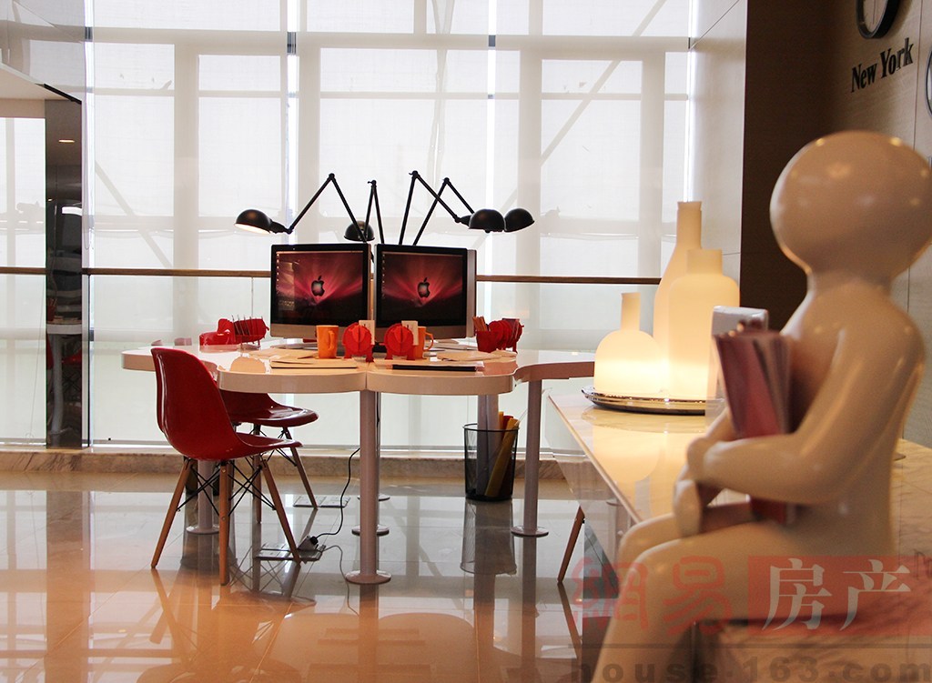 奥园越时代 "西塔"组团 105㎡复式 创意板房