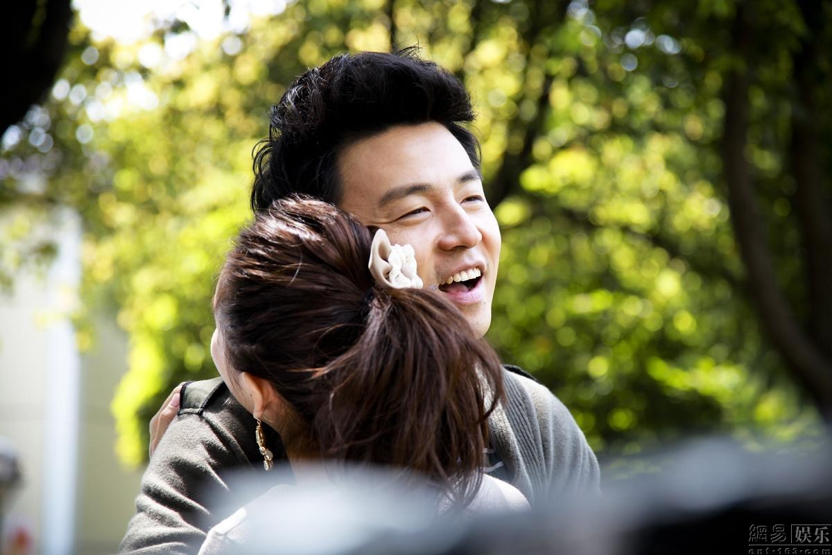 断奶雷佳音佟丽娅演激情戏