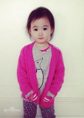 杨阳洋牵手奥莉网友喊体操名门定娃娃亲