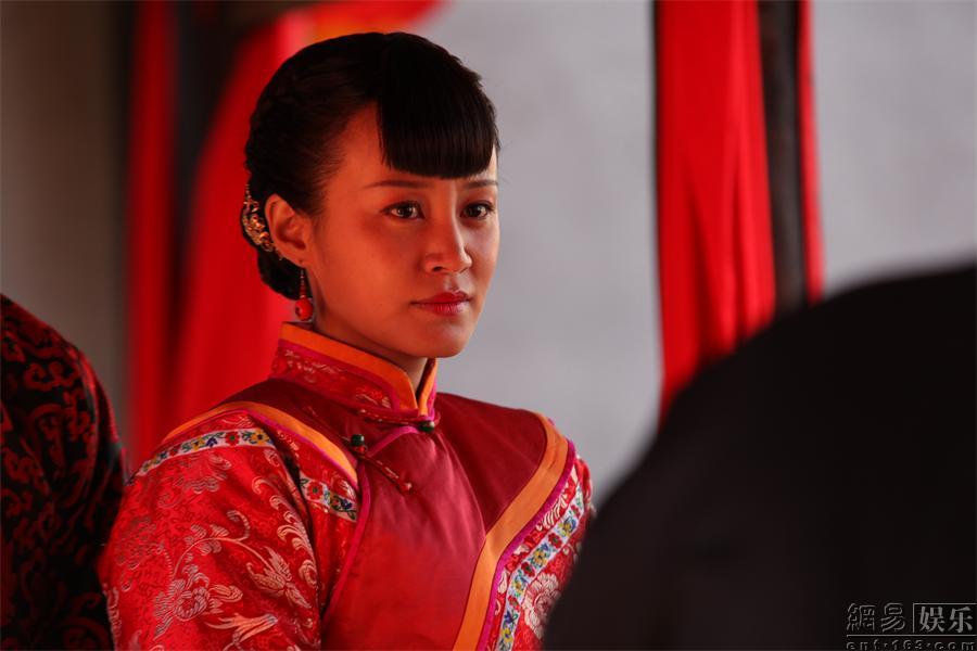 英雄戟曝剧照梁椰雯用爱注解成长蜕变