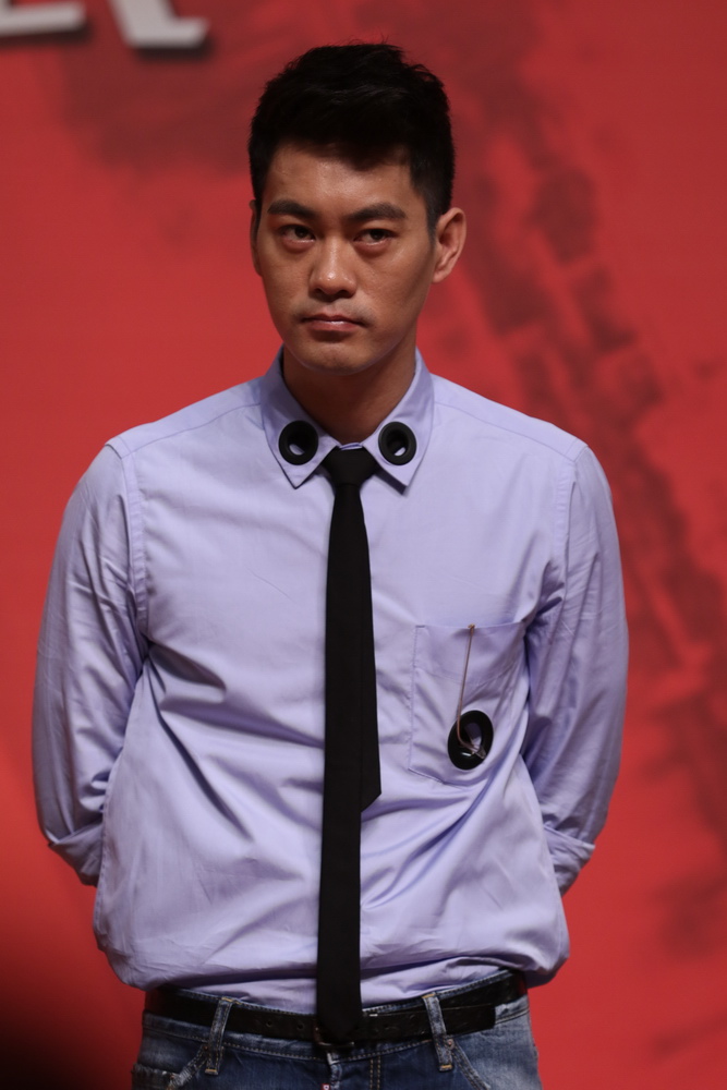 道士下山走进上海大学