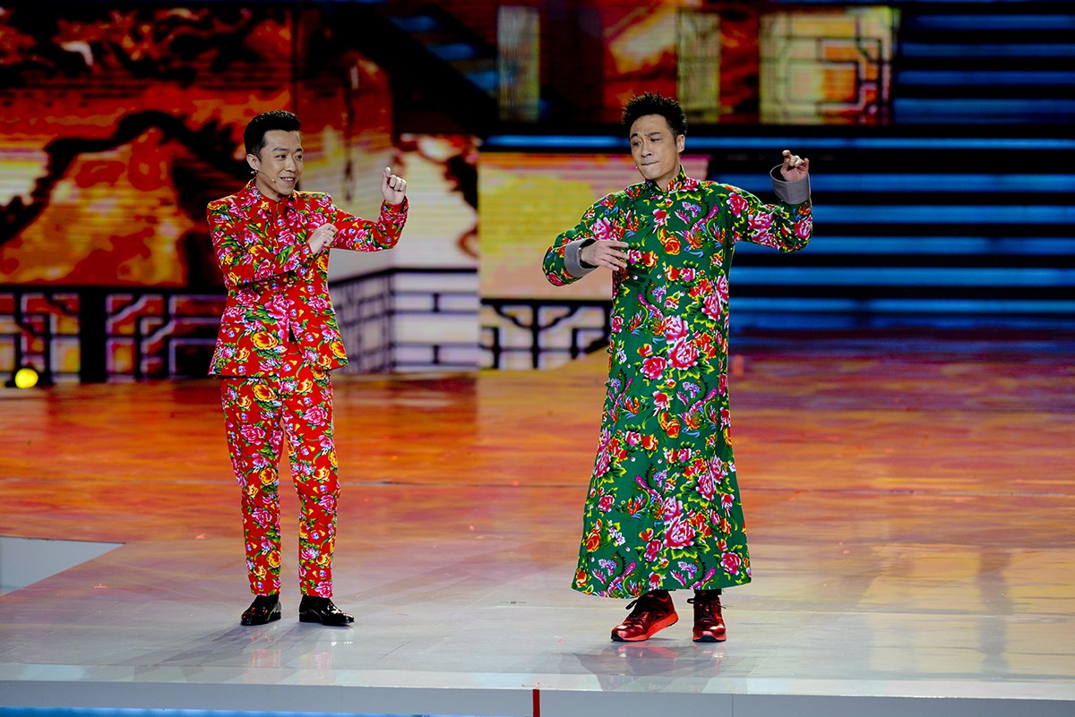 肖战杨紫北京春晚 肖战与杨紫春晚合照那