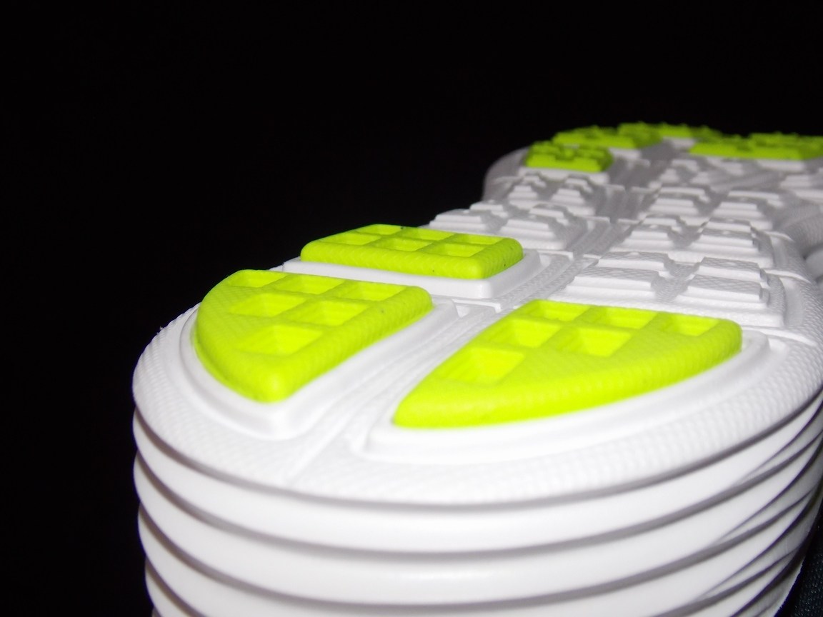 轻量训练 Nike LunarTempo第2张