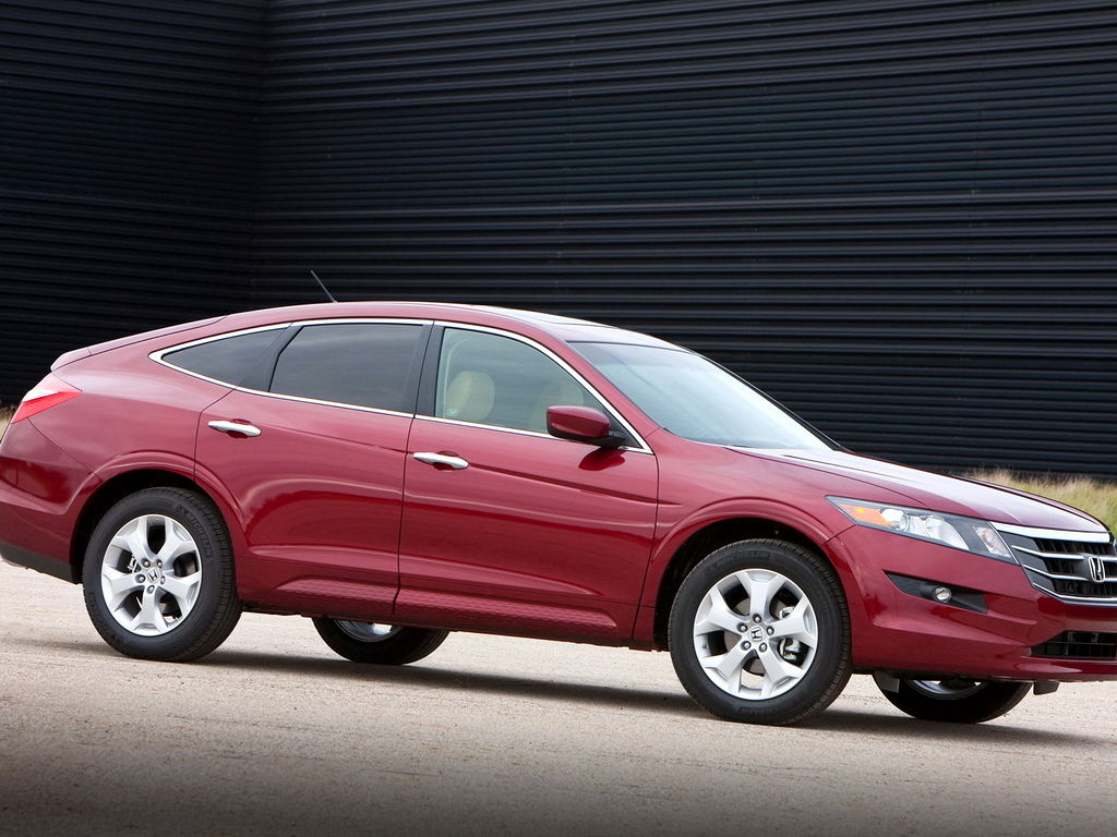 2010款雅阁crosstour