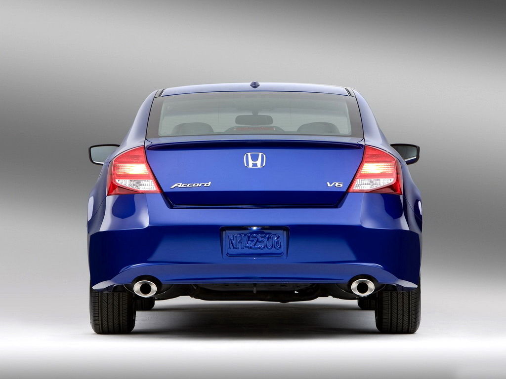 2011款本田雅阁coupe