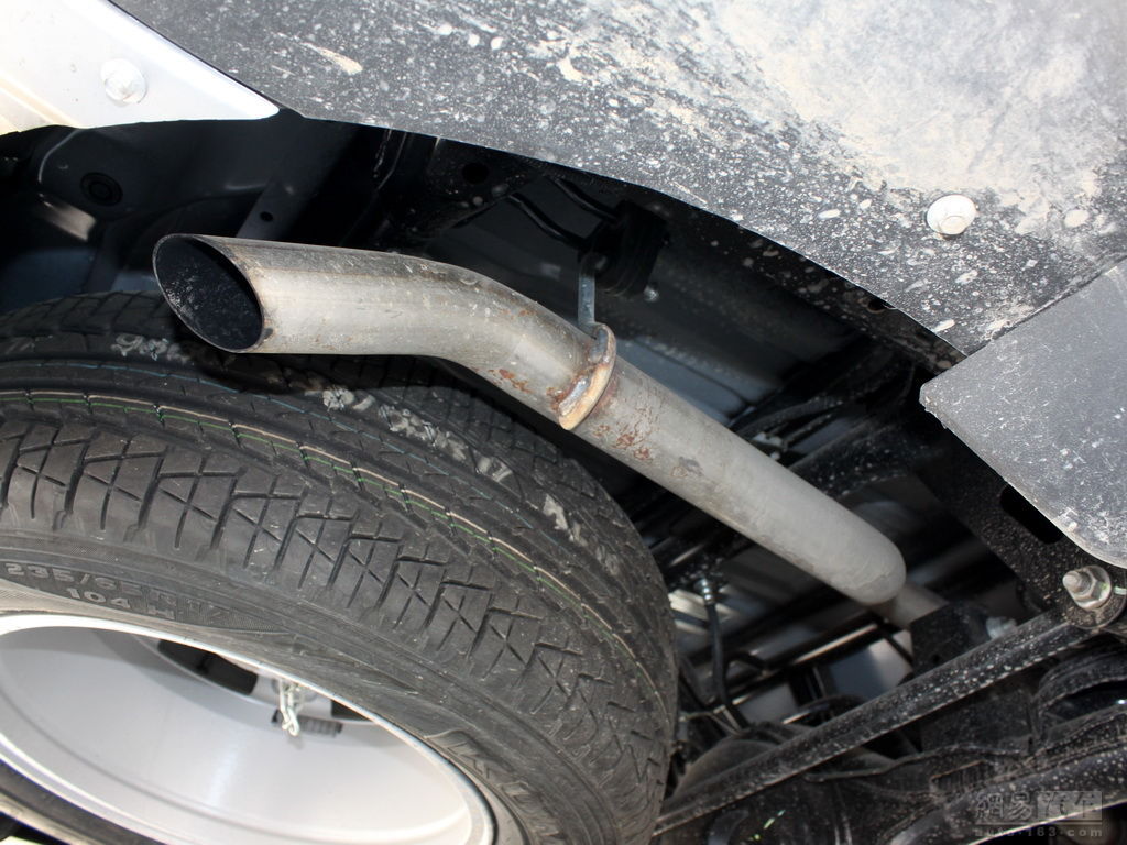 长城哈弗h5 2010款智尊版柴油2.5mt两驱超豪华型--后排气管 / 142