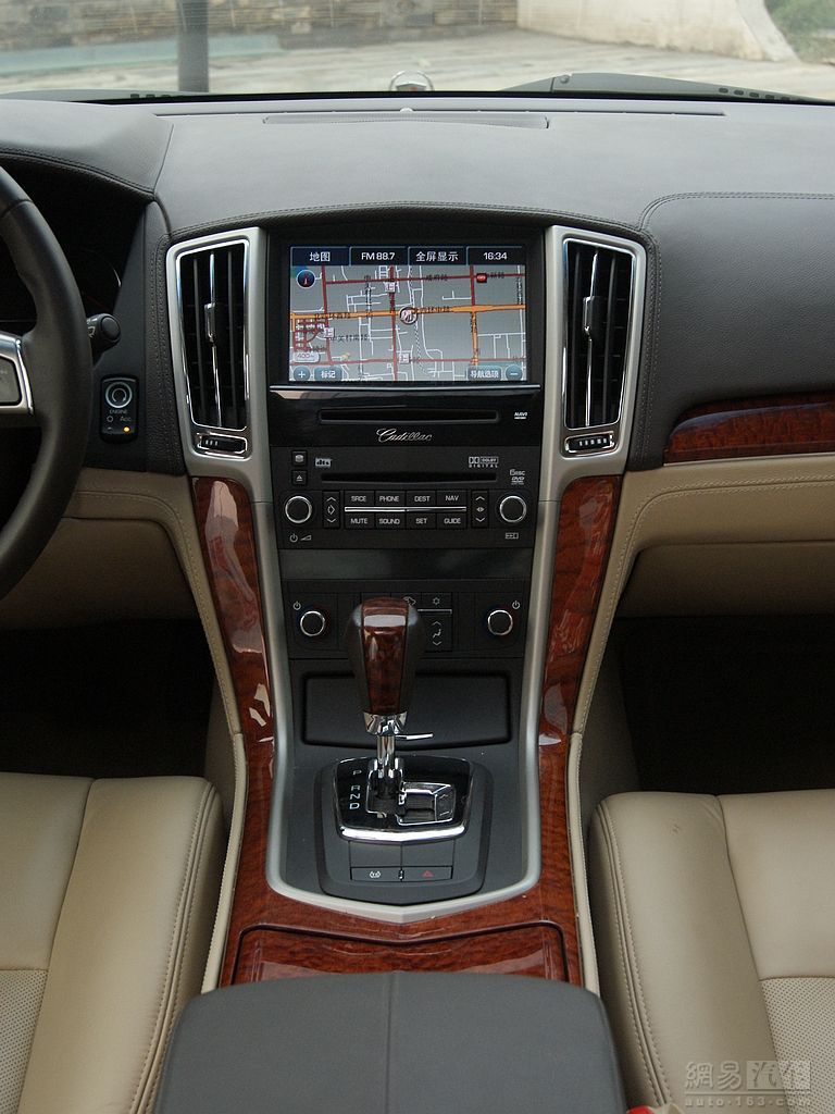 上海通用凯迪拉克2010款赛威3.0l精英型