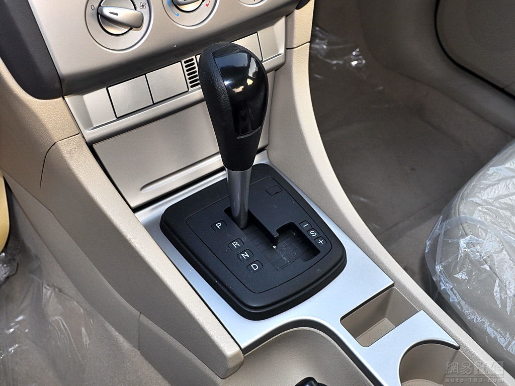 福特福克斯 2011款 1.8 at时尚型--排挡杆整体 / 141