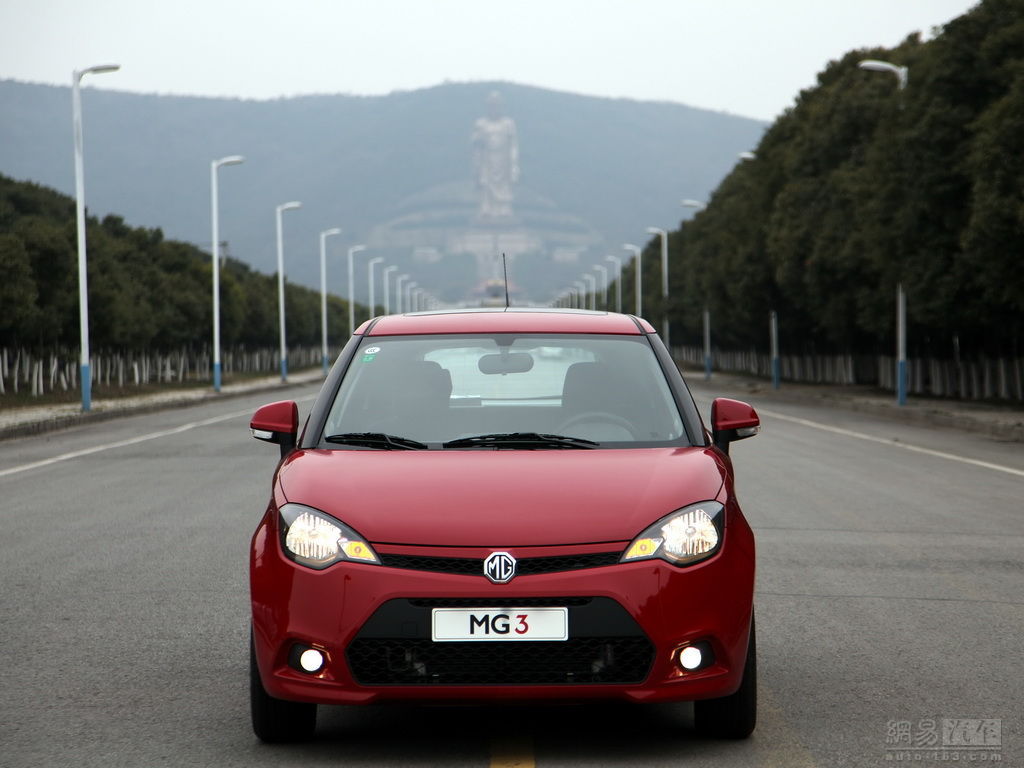 2011款名爵mg3 1.5amt精英型