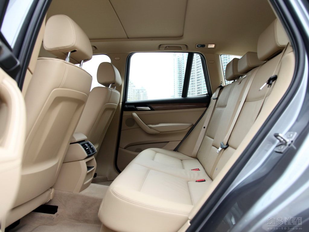 2011款 宝马x3 xdrive35i 豪华型--内饰自由 / 313