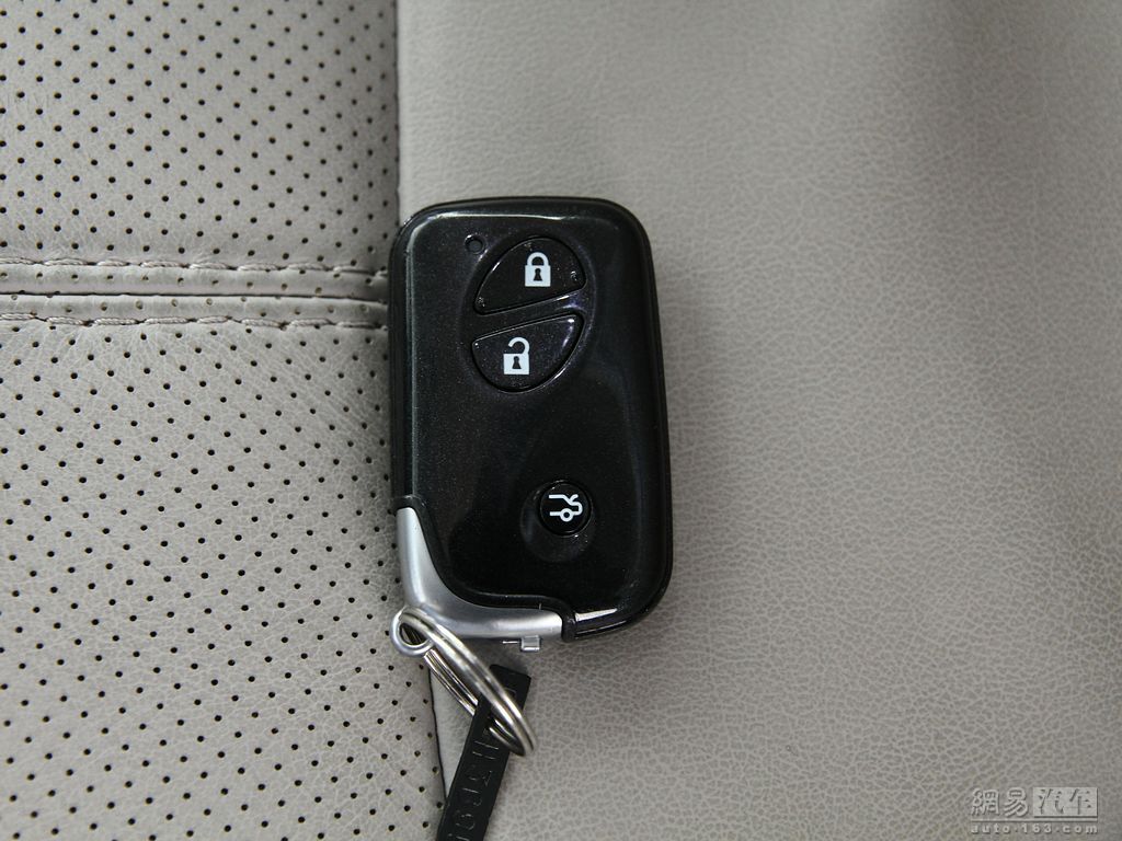 e6先行者 2011款 at--车钥匙 / 174