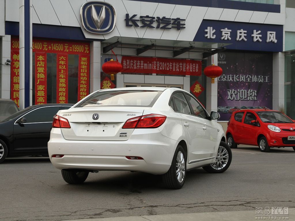 长安逸动 2012款 1.6at