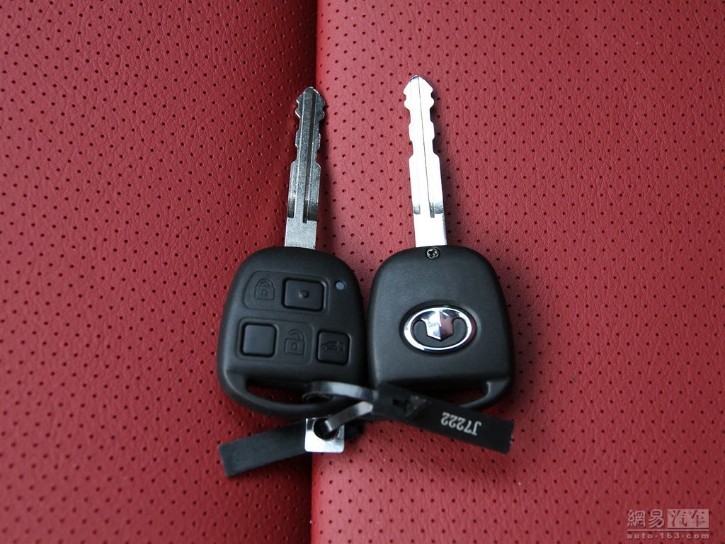 长城炫丽 2011款 cross 1.5 vvt--车钥匙 / 122