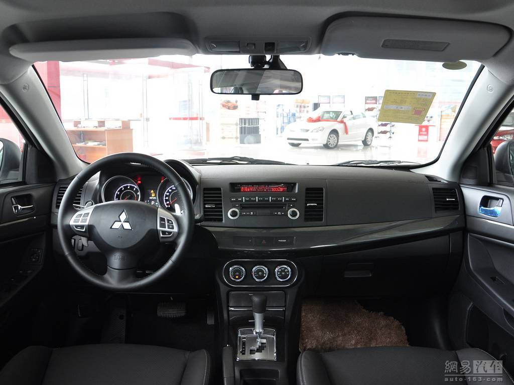 三菱翼神 2012款 致炫版 2.0cvt旗舰型