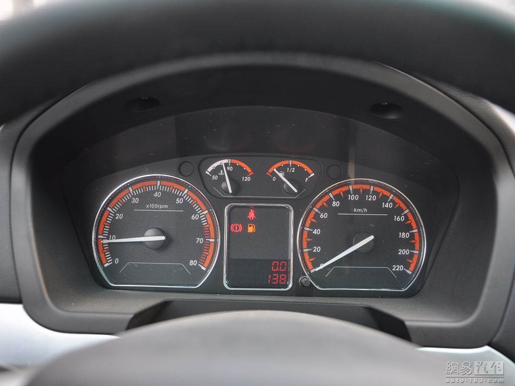 莲花汽车l5 2012款 sportback 1.8mt风尚版