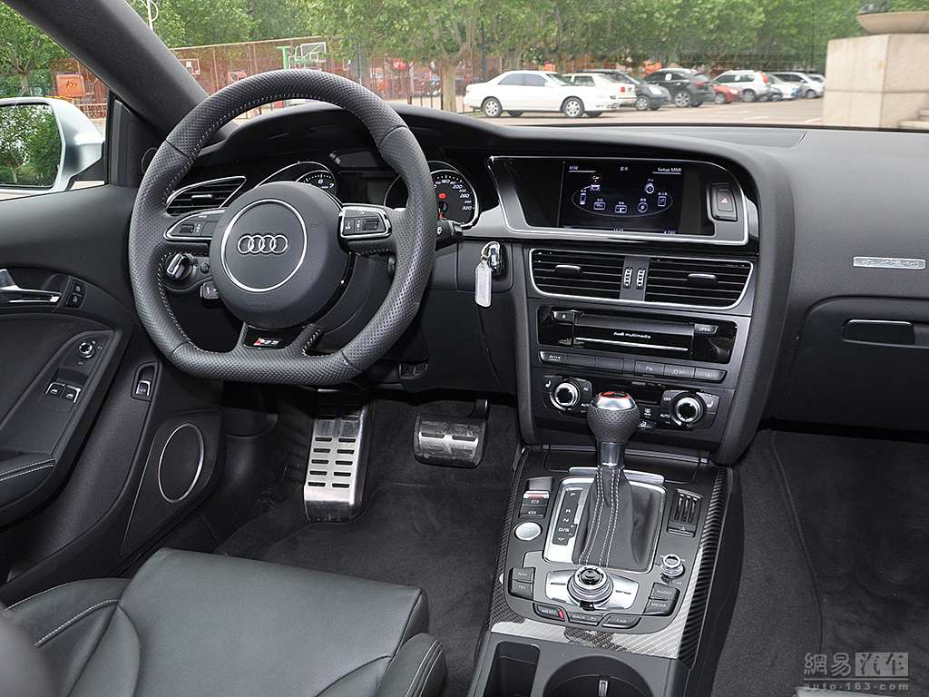 奥迪rs5 2012款 4.2 coupe quattro--内饰自由 / 176