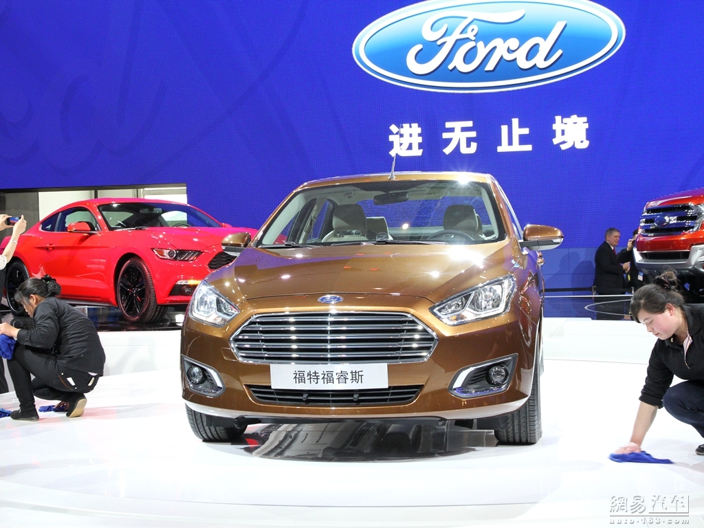 【图】escort福睿斯_网易汽车