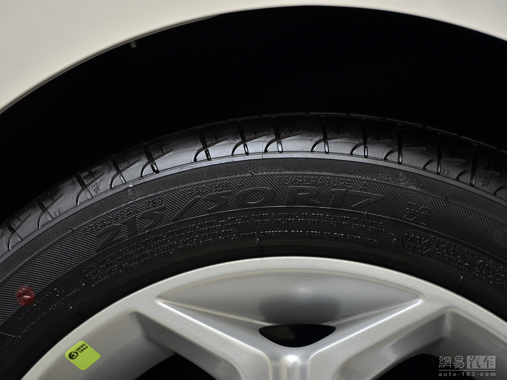 福特新福克斯两厢 2012款 2.0双离合豪华运动型