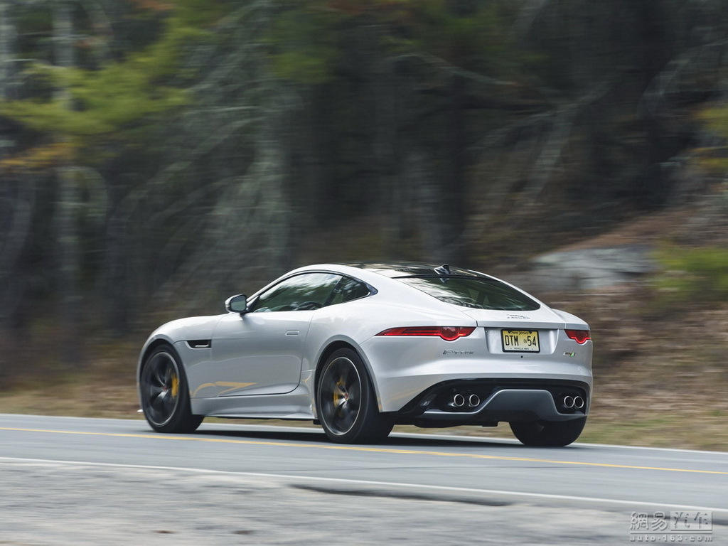 2016款捷豹f-type官方图