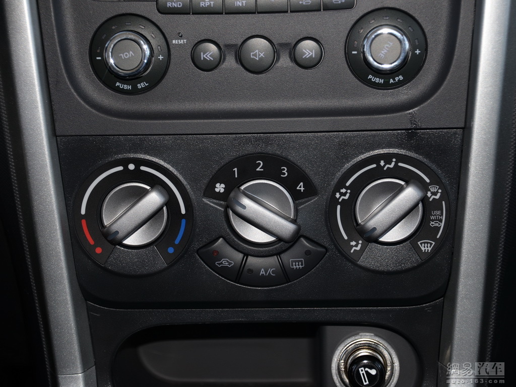 铃木北斗星x5 2015款 1.4l mt巡航型(国v)--空调控制 / 102