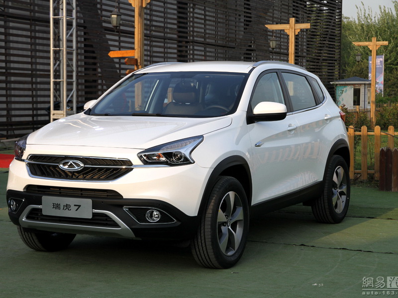 2016款奇瑞瑞虎7实拍图