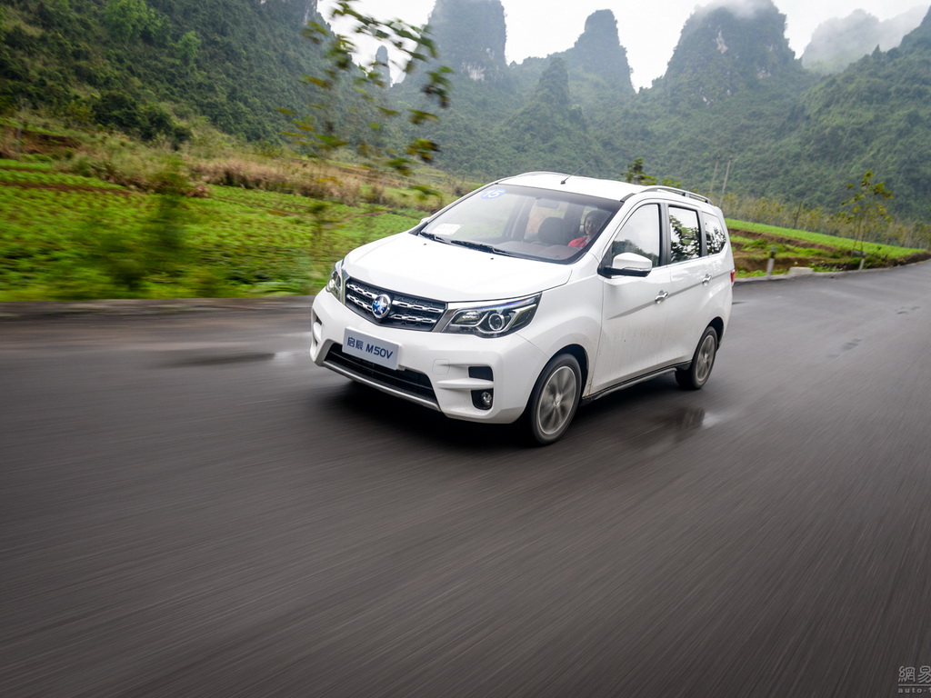 2017款东风启辰m50v实拍图